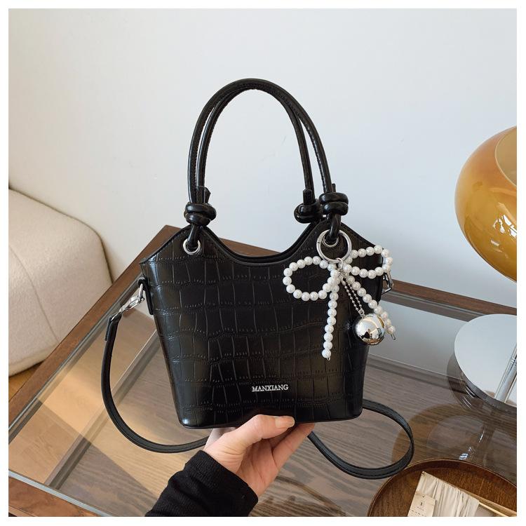 

Новая летняя маленькая сумка женская универсальная модная на плечо через плечо сумка-мессенджер популярная портативная сумка-ведро чёрный