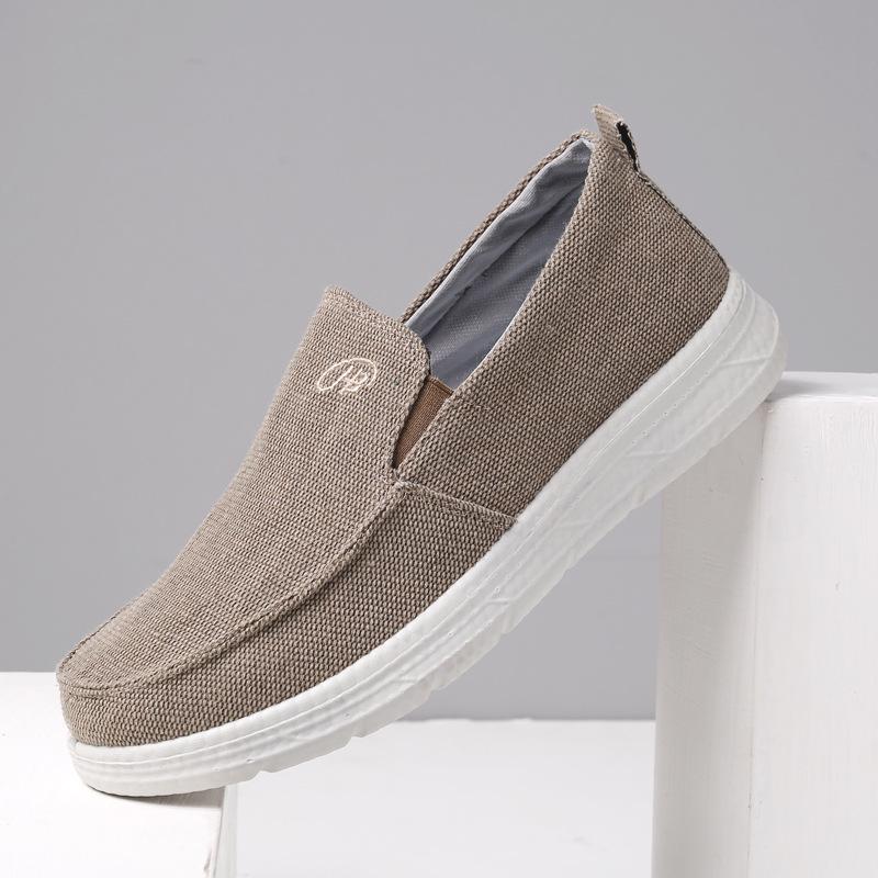Extra Large Men's Canvas Shoes: Casual Slip-On, Sizes 45-48