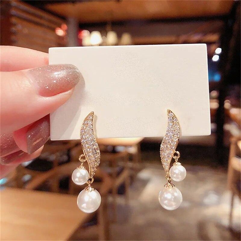 High End Design with Pearl Studded Earrings Niche Simple Versatile Trendy Earrings for Women