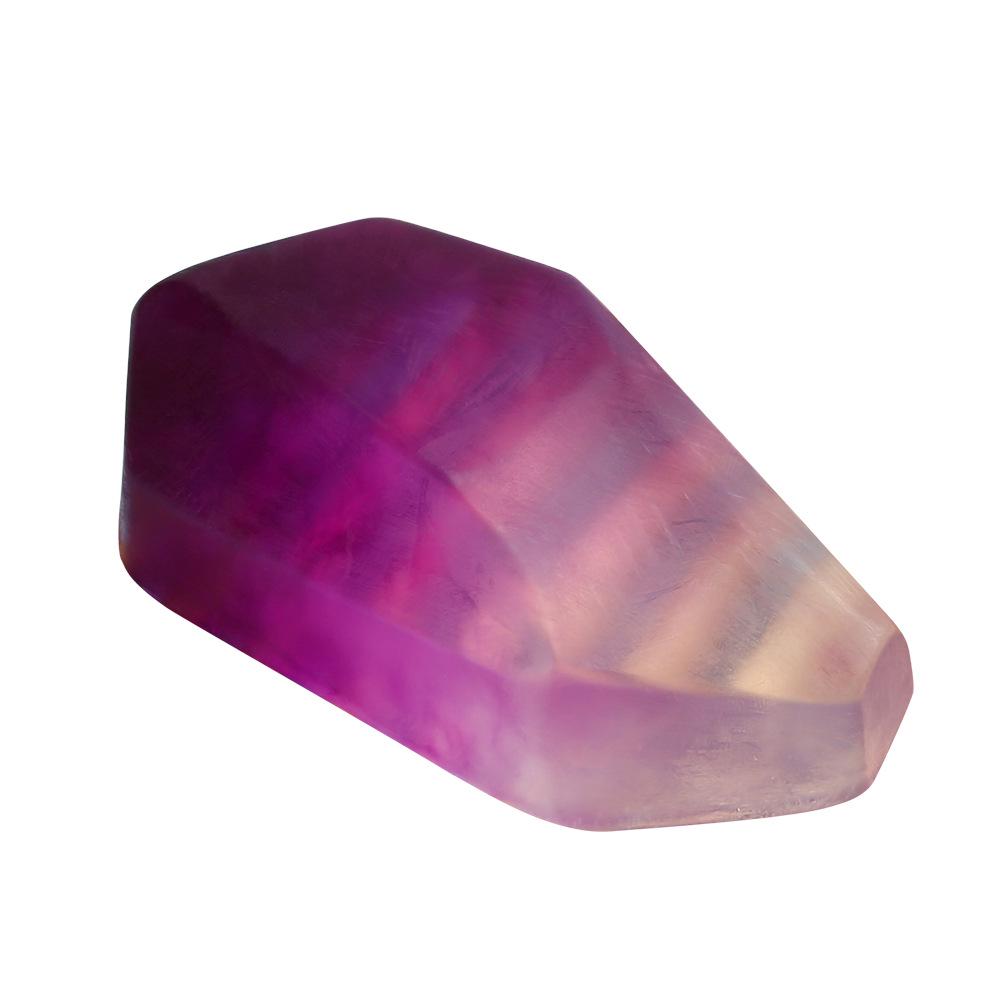 

Мило ручної роботи з діамантовою ефірною олією - Освіжаюче, Контроль жирності, Акарицидна віддушка