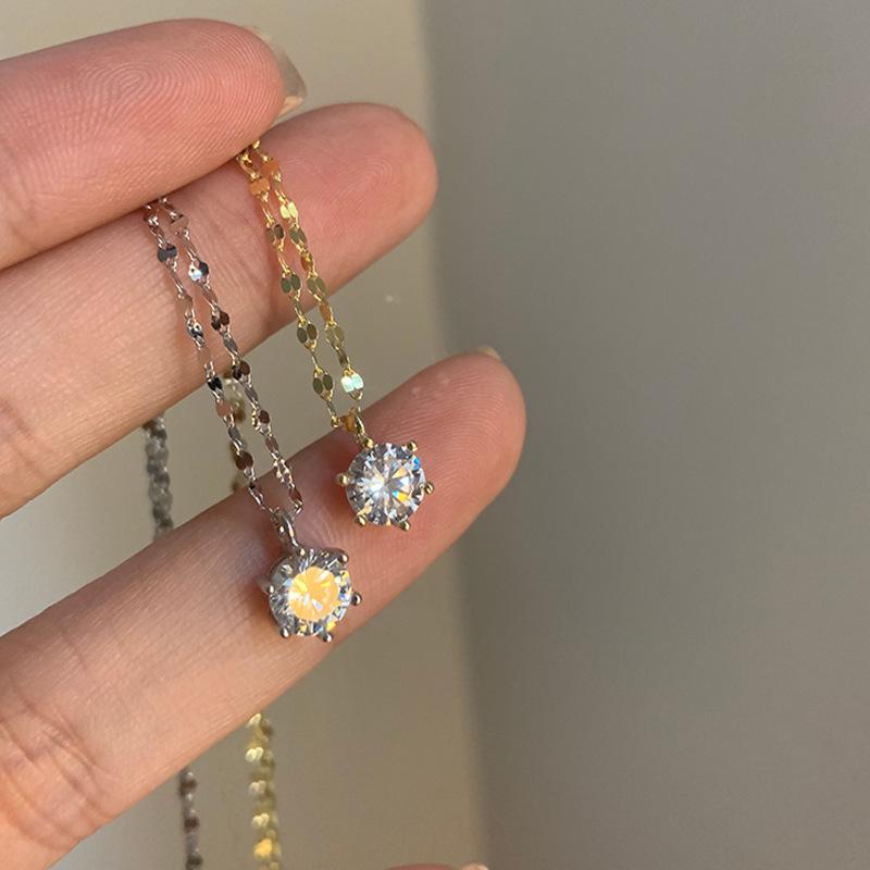 Retro Korean Style Rhinestone Clavicle Necklace for Women - Trendy, Simple, & Fashionable Jewelry