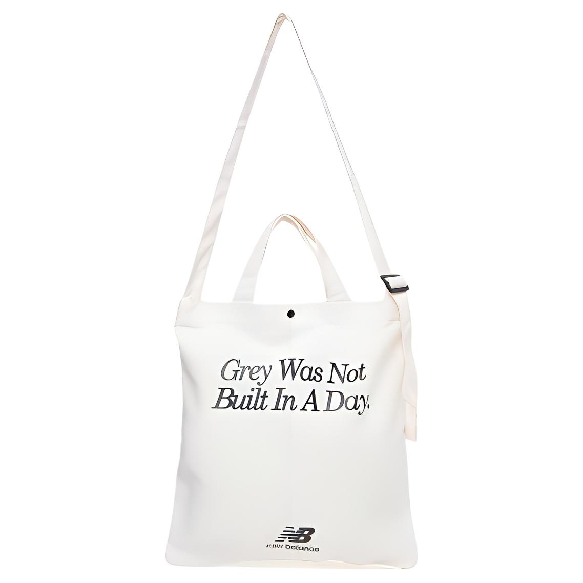 

New Balance Fabric Tote Bag, Shopping Bag, Shoulder Bag, Crossbody Bag, Handbag Regular Unisex Ivory White New Balance LAB13638-IV