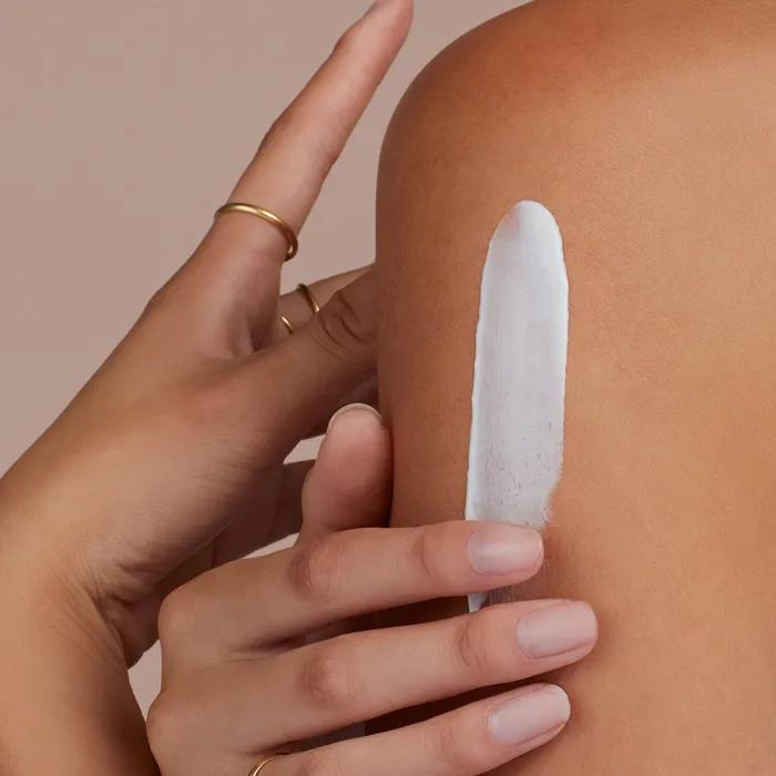 Radiant Body Serum_Retinol Body Treatment 118ml