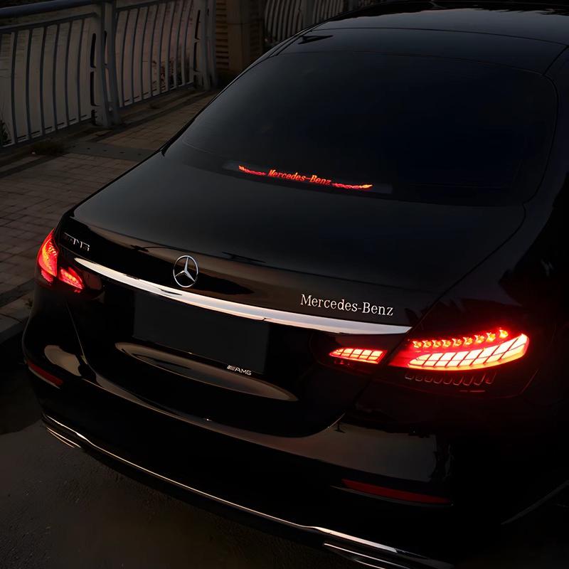 GLC GLB Araç Yüksek Fren Lambası Çıkartmaları PVC Otomatik Logo Projeksiyon Dekorasyon Aksesuarları Mercedes Benz AMG W203 W206 W220 W205 İçin
