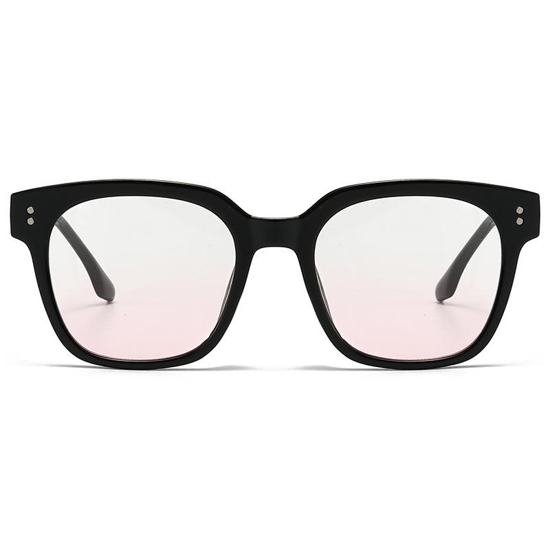 Men's Stylish Oversized Square Sunglasses with A Premium Feel, UV Protection, Suitable for Everyday Sun Protection.