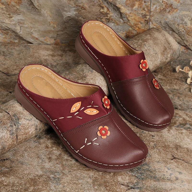 Summer Women's Shoes Are Specially for European and American Large-size Bag Head Women's Sandals, Flower Flat Women's Sandals.