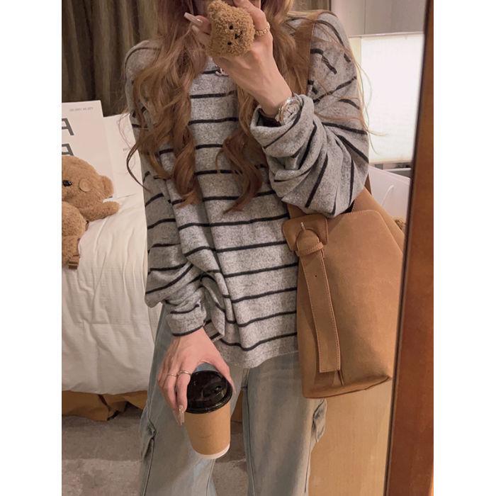 

2025 Корейский стиль Полосатая фланелевая футболка с длинным рукавом - Осень/Зима Свободный топ-базовый слой с круглым вырезом S Under 110 lbs светло-серый