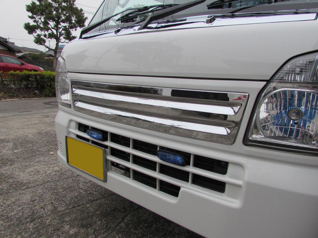 BRIGHTZ Minicab Truck DS16T Chrome Front Grill Cover DS16 DS S16 16 Minicab Truck Minicab 21663 [GRI-COV-L-021]