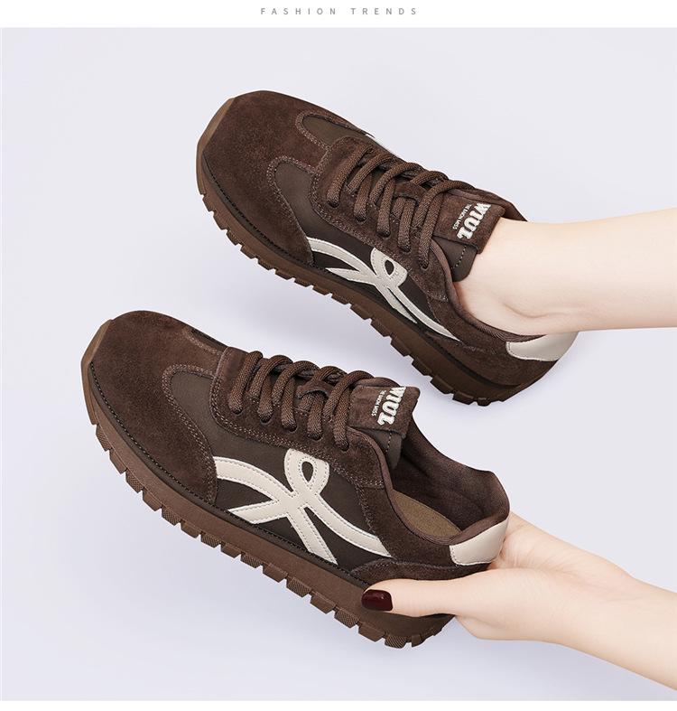 Golden Rabbit 2025 Autumn Women's Korean Fashion Dad Shoes - Comfortable, Thick Sole, Casual Forrest Gump Style.