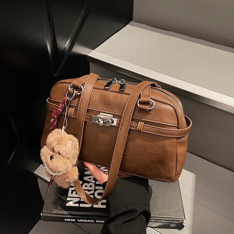 Underarm Bag Women's 2025 New Super Fire Exquisite Light Luxury Niche High-end Texture Shoulder Bag Commuter Handbag