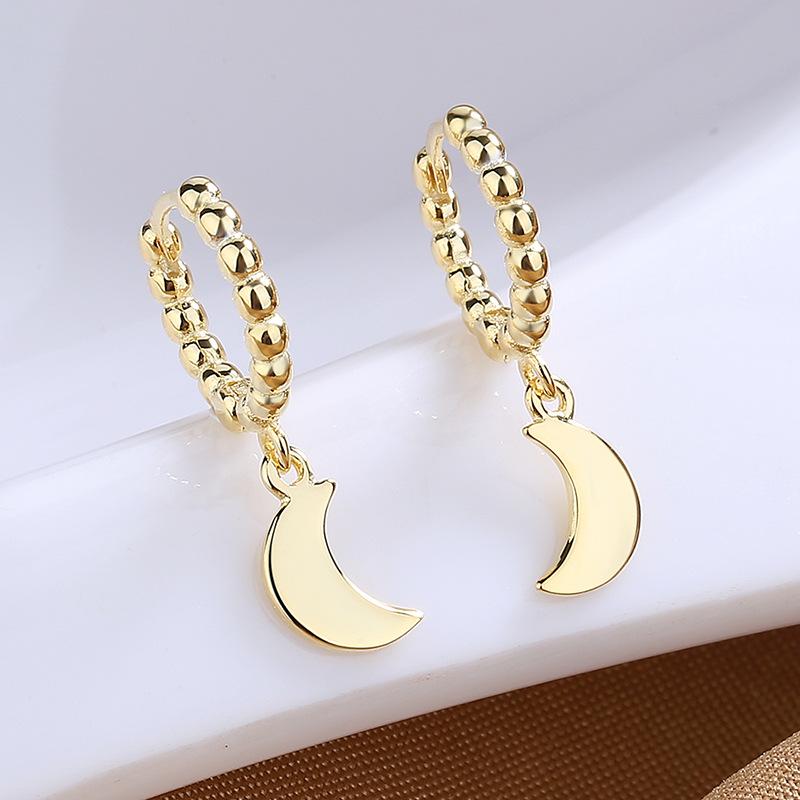 Simple And Generous Plain Circle Moon Earrings, Ear Buckles, Simple Crescent Moon Earrings, Creative And Fashionable Earrings For Women