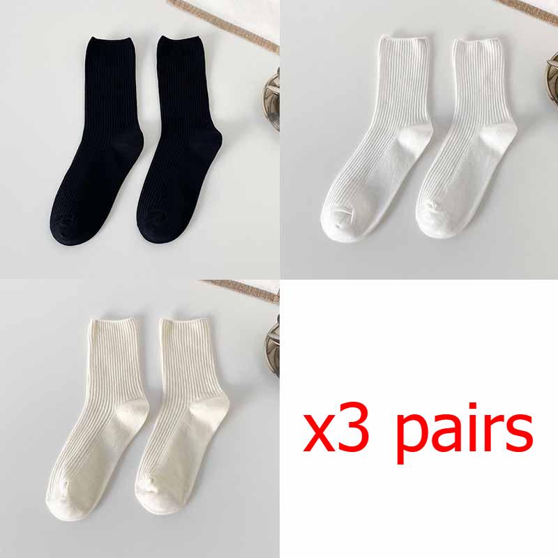 1/3/4/6 Paar Damen einfarbige Mid-Tube Socken Frühling und Herbst Koreanische Version Allround Jk Frotteesocken Ins Trendy Sportsocken