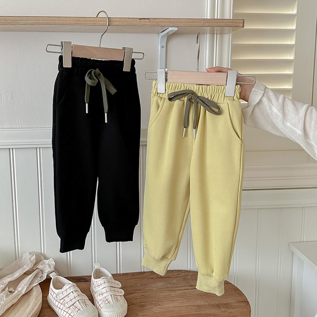 Kinder Herbst- und Winter-Sweathose, lockere und vielseitige lässige Sporthose für Jungen und Mädchen, Baby-Plüsch-Langhose