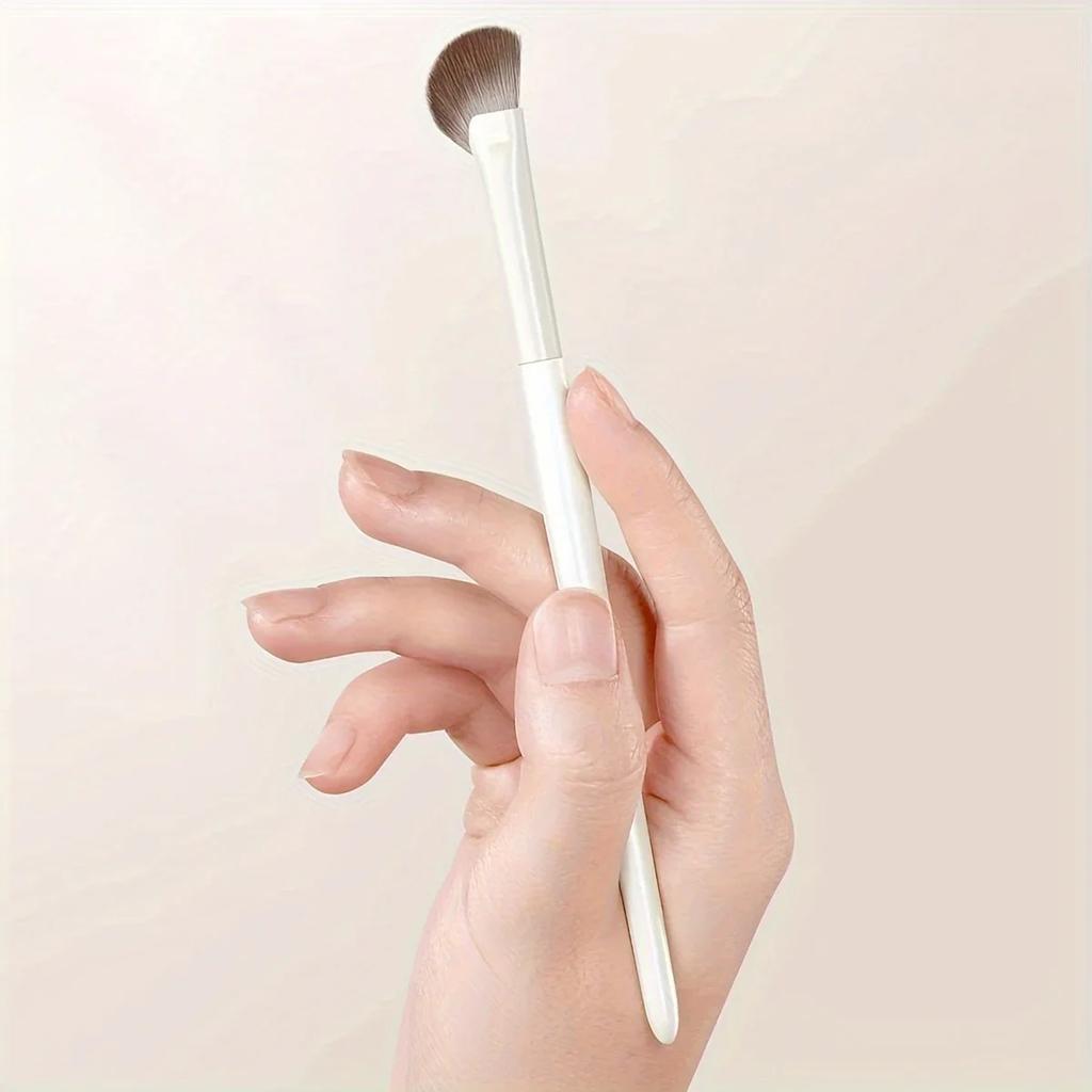 1pc Half-Fan Nose Contour Brush-Soft Nylon Bristles for Nose/Cheekbone Shaping,All Skin Types Makeup Tool for Beauty Enthusiasts