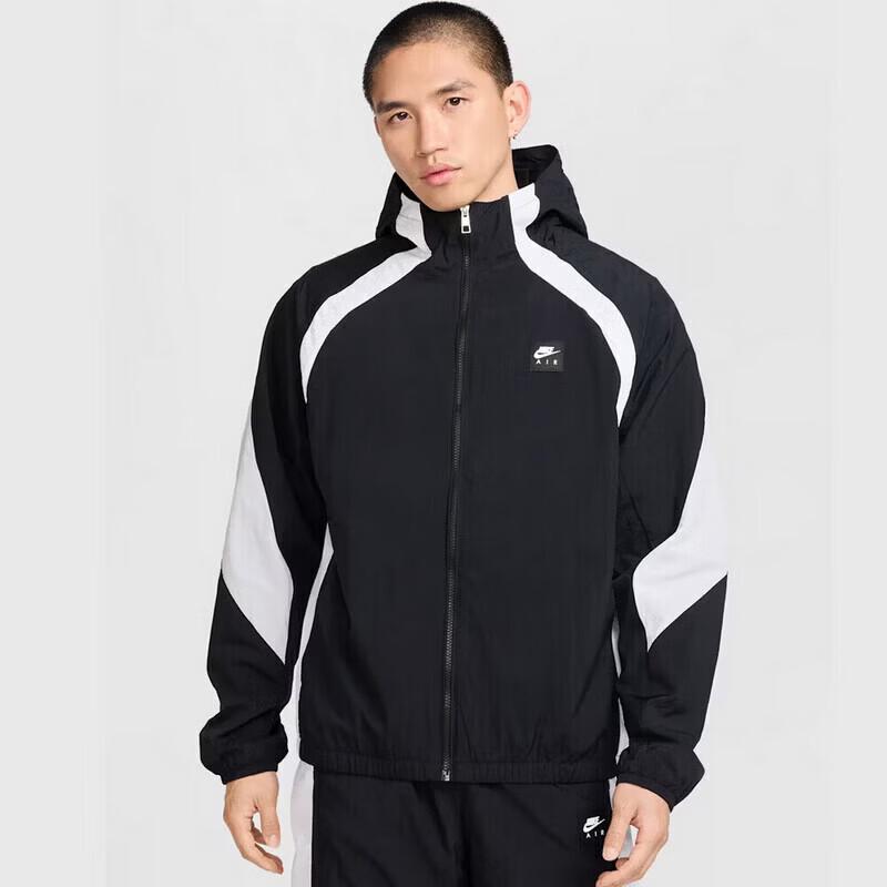 Nike Men s Hooded Woven Jacket L
