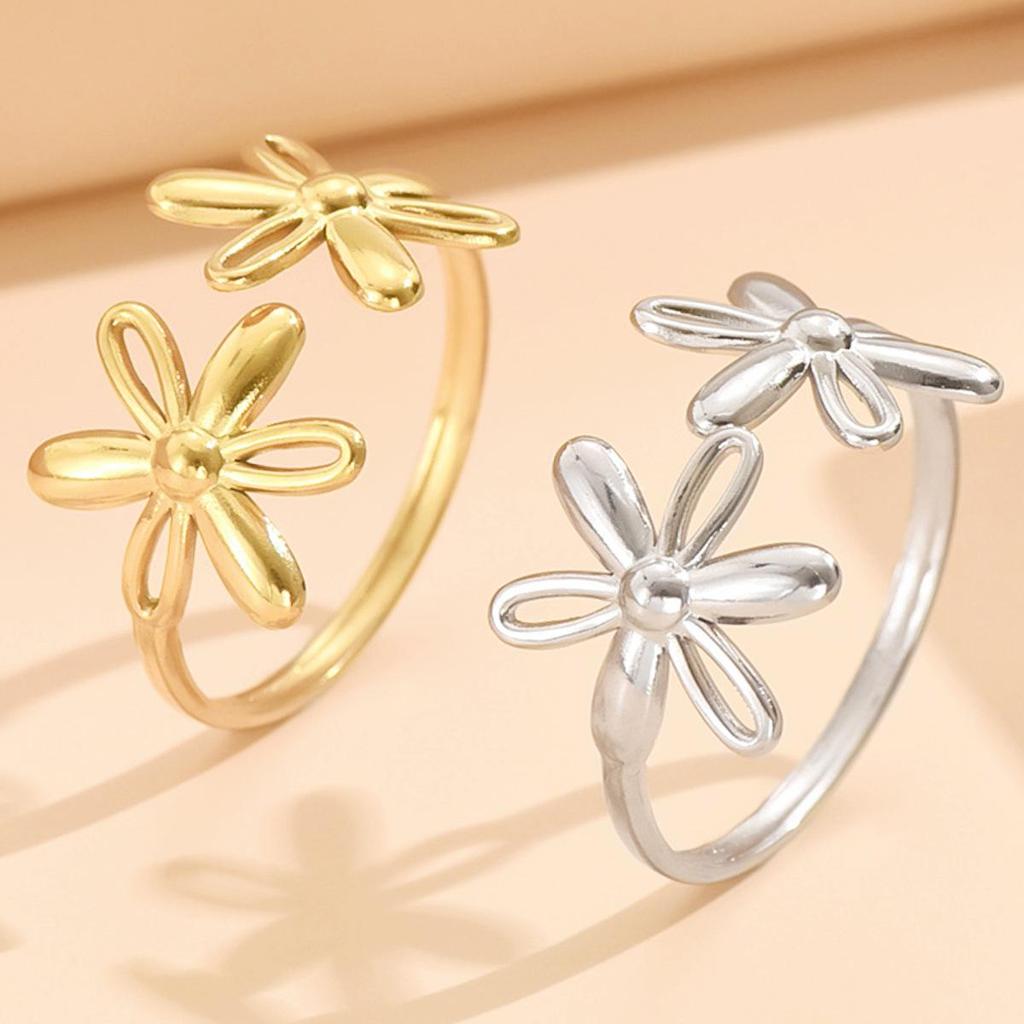 Sweet Daisy Stainless Steel Ring: Women's Fairy Flower Index Finger Jewelry