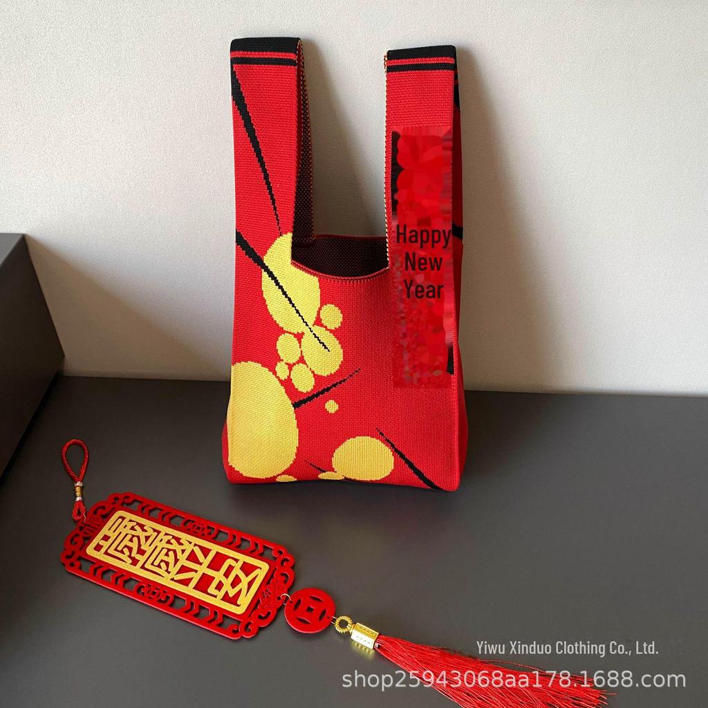 2024 Festive Red Knitted Handbags: Women's New Year Souvenir & Walking Bags