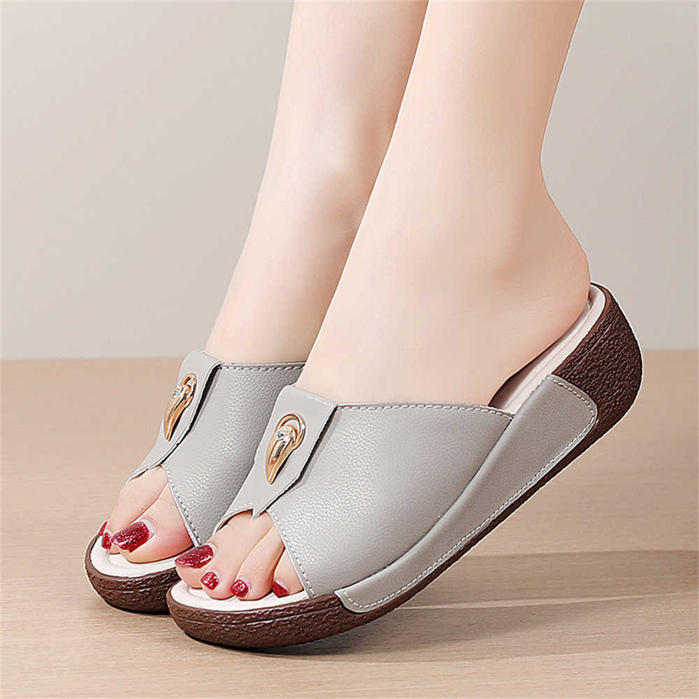 Fashion Size 39 Khaki House Women's Slippers Nude Sandals Luxury Shoes Sneakers Sports Hand Made Fashion Tenya Shouse Loafersy New