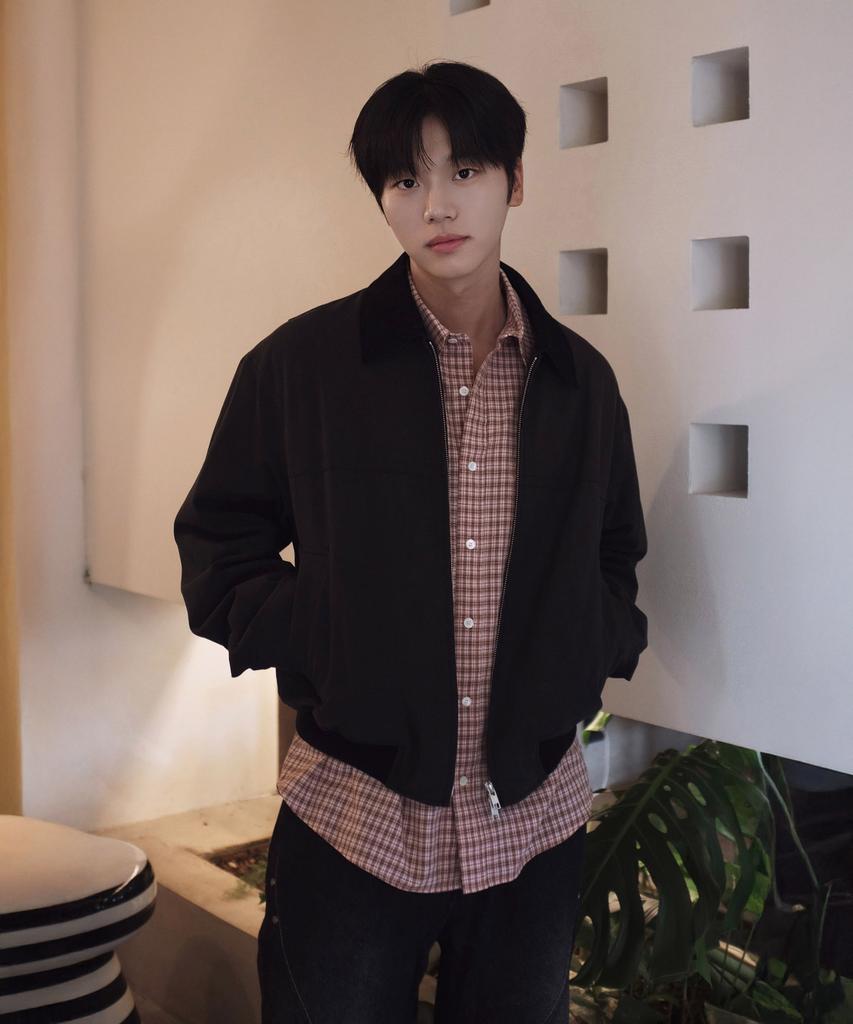 Studio Tomboy [Men] Corduroy Collar Bomber Jumper_Black 9155313132