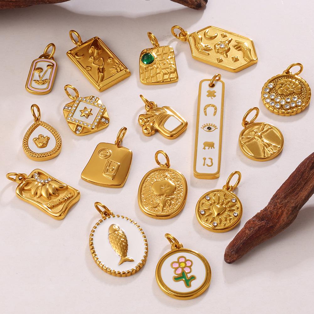Stylish Gold Embossed Stainless Steel Pendant – Trendy European & American Jewelry Accessory