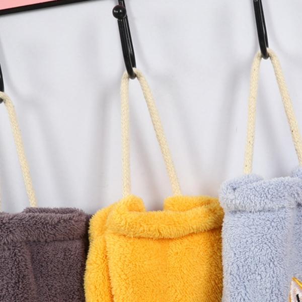 High Density Coral Velvet Cartoon Embroidery Hanging Towel Kitchen Cloth Handkerchief Absorbent Towel