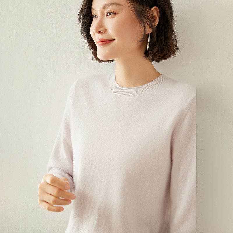 Flat Round Neck Cashmere Base Shirt for Women In Autumn and Winter Solid Color Long-sleeved Sweater Versatile and Comfortable Pullover Sweater