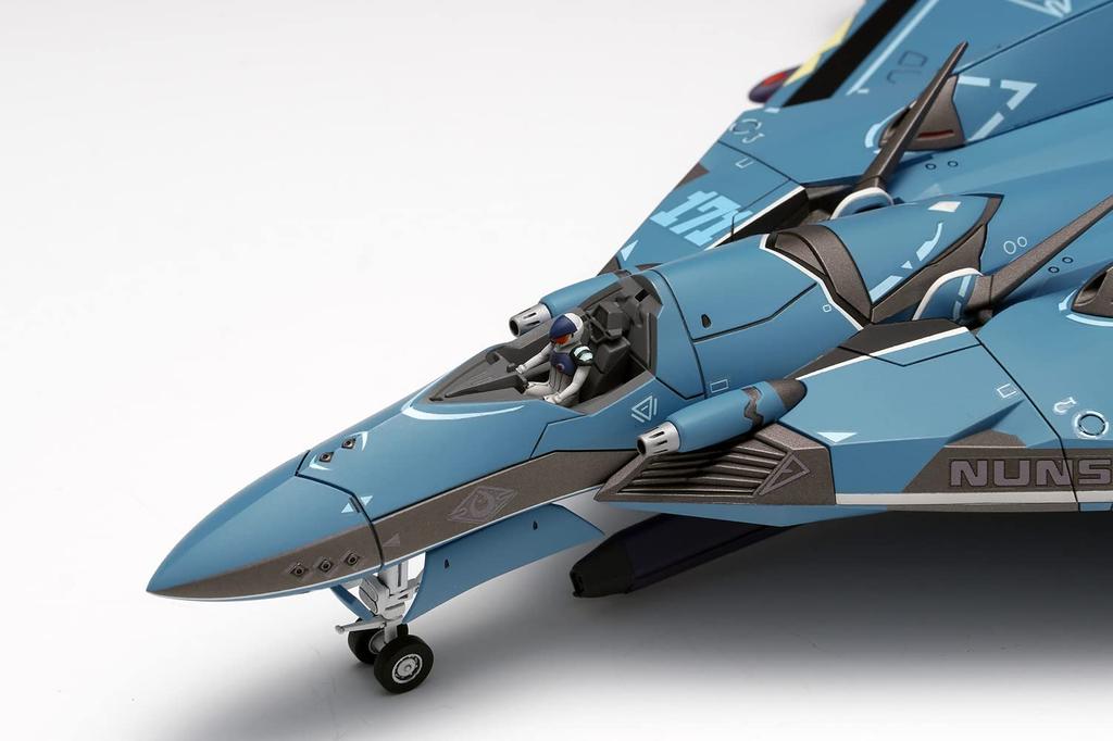 Wave Macross F Nightmare Plus General Model Scale Total Length 22cm Plastic Model VF-171 1/72 Approx. Pre-colored MC-075