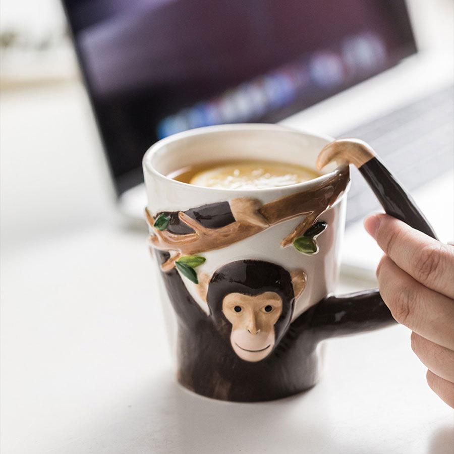 1 Stück 310ml Kreative Cartoon Niedliche Handgezeichnete Relief Affen Tasse Unterglasur Keramik Tier Kaffeetasse Wasserbecher