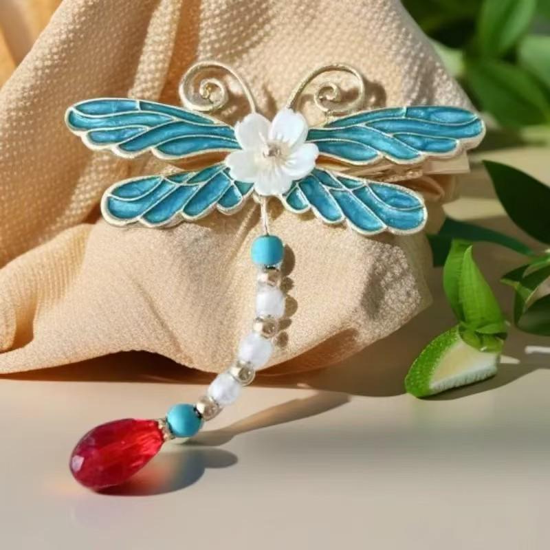 Chinese Butterfly Cloisonné Hair Clip: Elegant Bun & Side Accessory with Cheongsam Headdress Design.