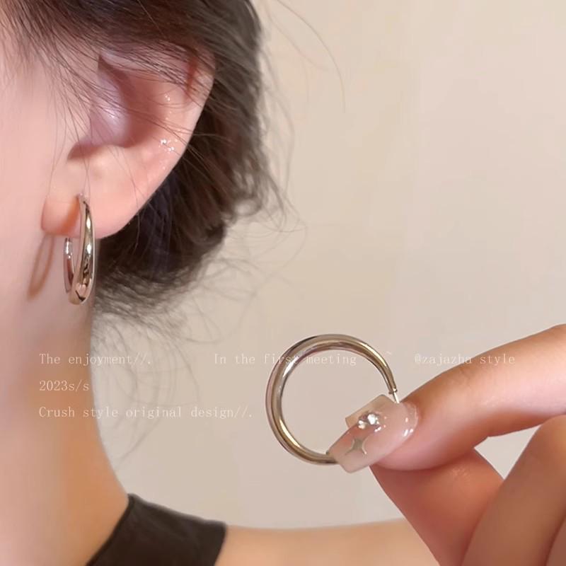 2025 Trendy 925 Silver Hoop Earrings: High-End European & American Style for Women