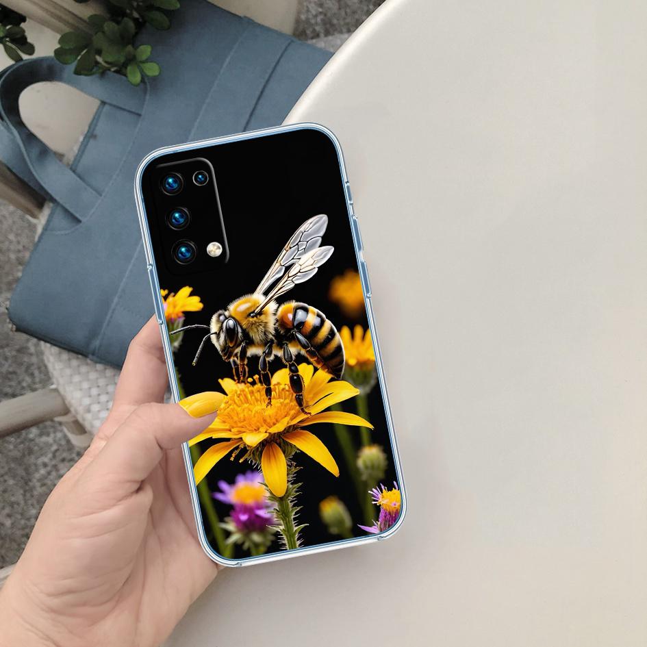 QT8 Art Bees Cartoon Phone Case for Motorola Moto G14 G31 G32 G34 G73 G71 G72 G24 G84 G85 G62 E32 E22S G7 E7 Play Plus Power