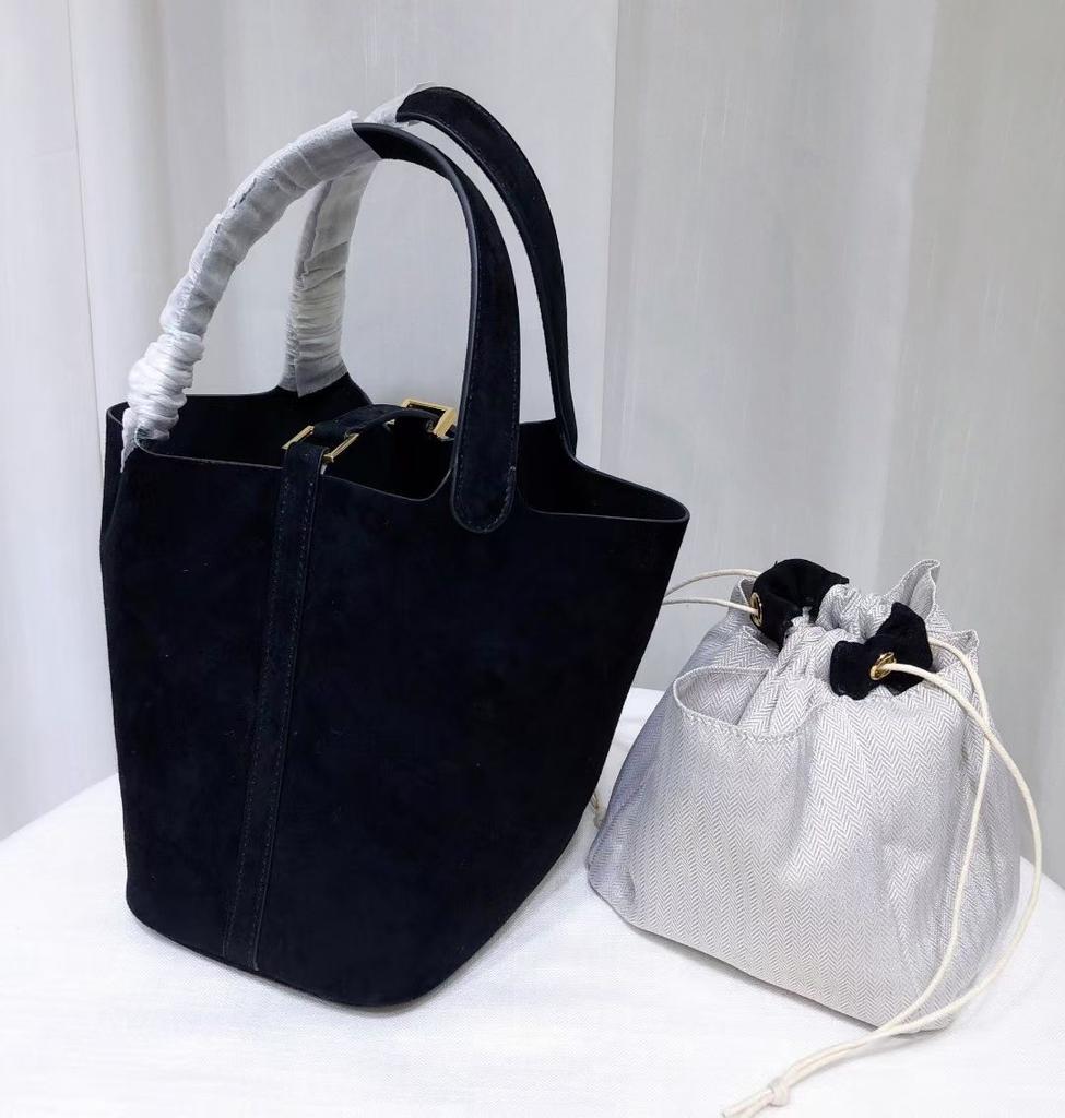 Autumn and Winter New First-layer Suede Matte Leather Vegetable Basket, European and American Fashion Handbag, Large Capacity Bucket Women's Bag