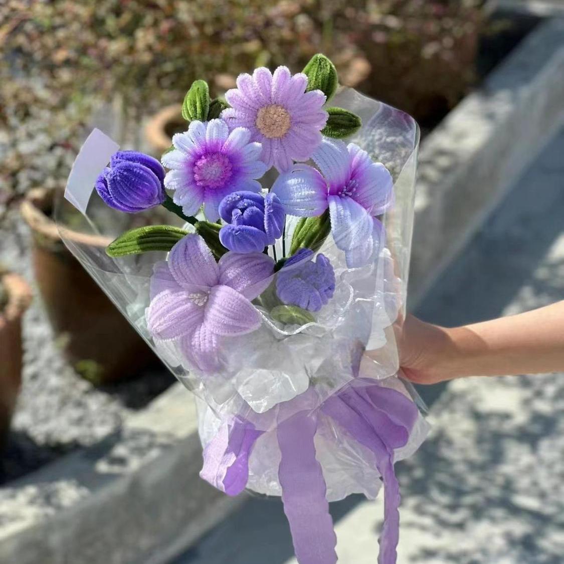 

Набор для букета из синельной проволоки, связанного вручную: Подарок для девушки своими руками: розы и тюльпаны из мыльных пузырей