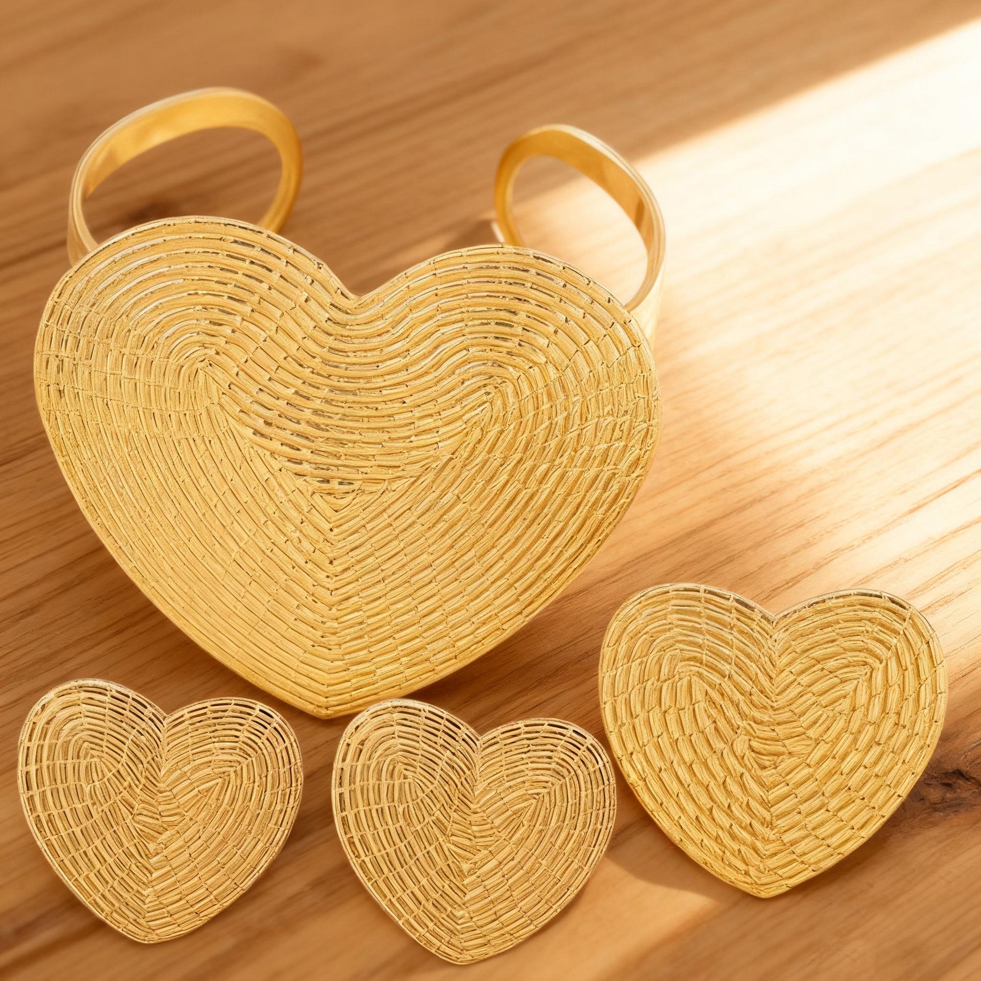 Набор женских украшений: серьги-гвоздики с узором в виде сердца и браслет, креативный комплект statement