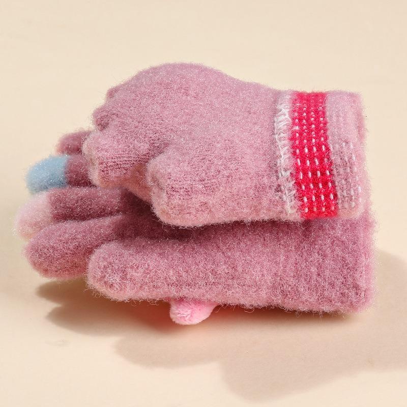 Children's Gloves Medium and Small Children's Winter Warm Cute Velvet-year-old Cold-proof Five-finger Infant Cartoon Cover