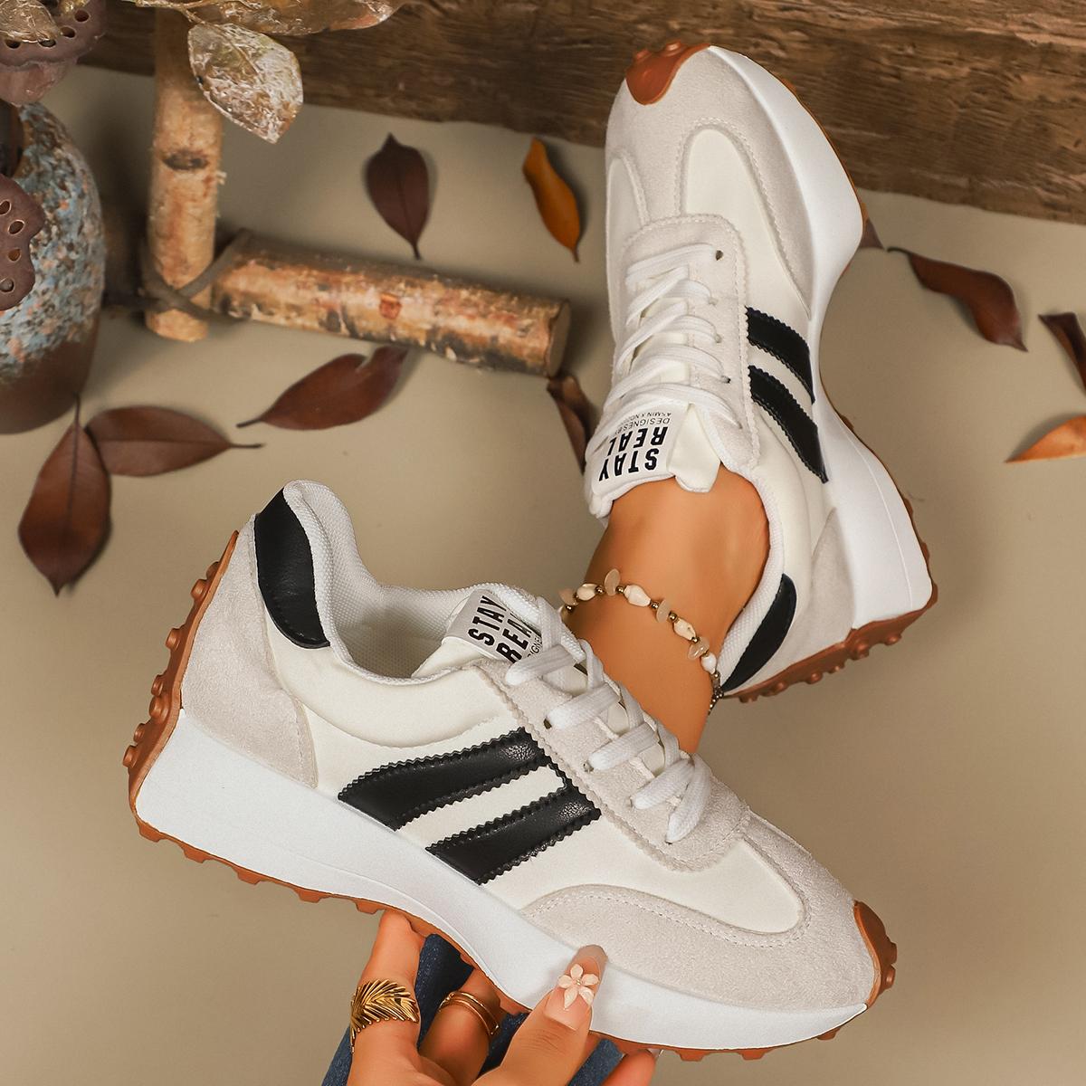 

Fashion Designer Women Sneakers Lightweight Soft Running Sneakers Women Thick Bottom Casual Fashionable Sport Shoes Zapatos De Mujer 41 белый