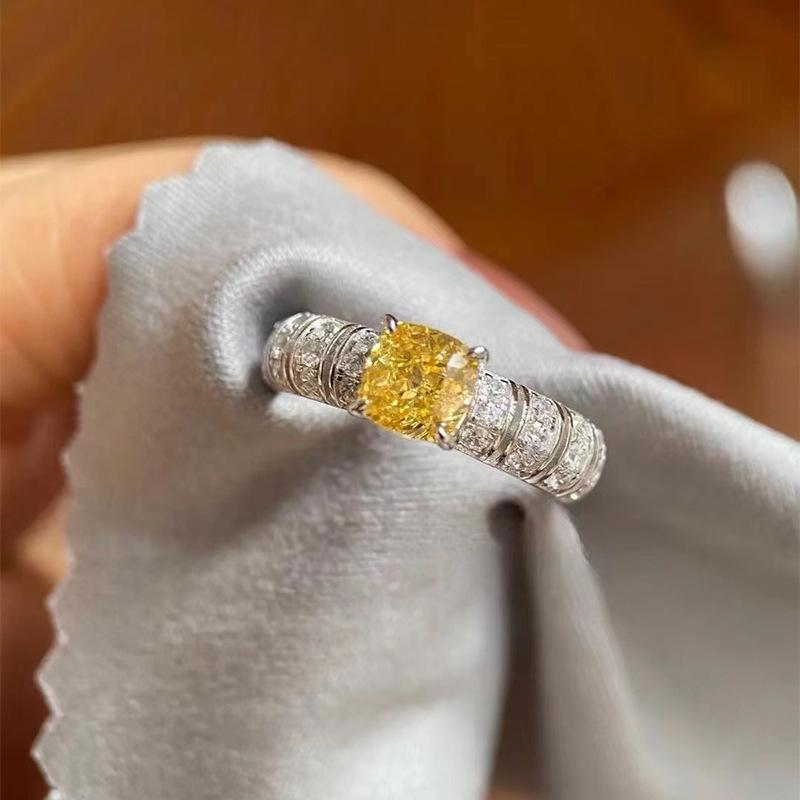Hui Zhi Yi Women's European Style Yellow High Carbon Diamond Ring, S925 Inlaid, 6*6 Light Luxury Design.