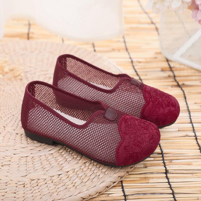Women Mesh Breathable Shoes Ladies Embroidered One Foot Non-slip Soft Sole Comfortable Breathable Shoes Footwears