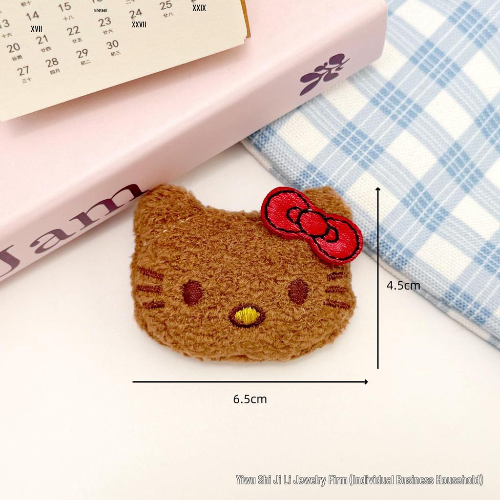 Cartoon KT Cat Doll Pendant: Cute Brooch for Clothes, Scarves, Hair Accessories