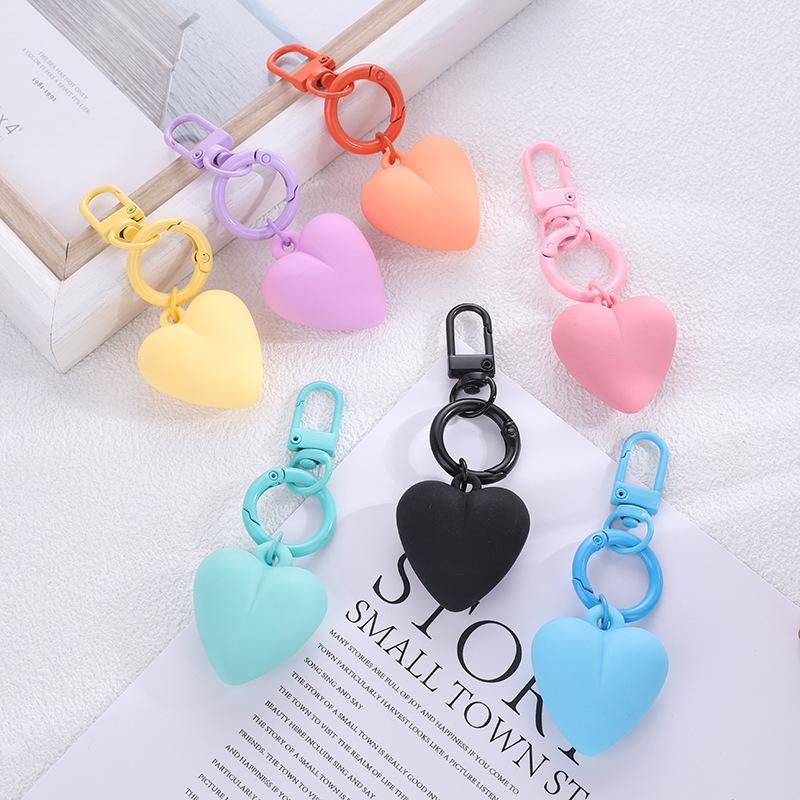 Summer Dopamine Candy Color Resin Love Keychain Pendant, Bag Accessories Pendant Creative Versatile