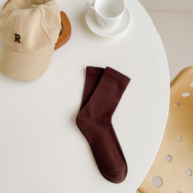 Ladies Spring and Autumn Comfortable Pure Color Simple Gentle All Build Moon Son Pile Cotton Socks
