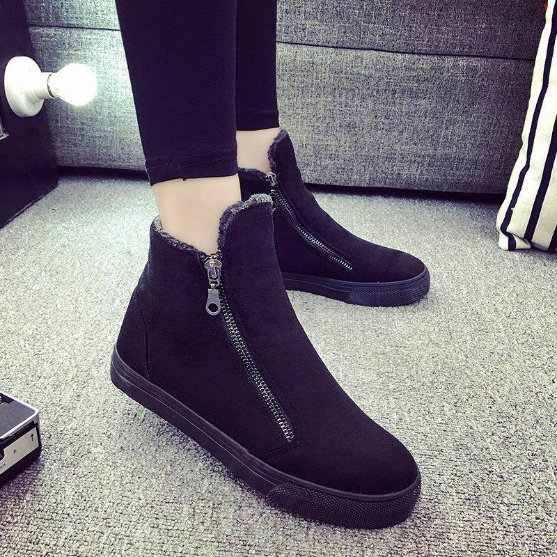 

2025 Winter Korean Style Women s Plush Snow Boots - Short, Warm, Versatile Martin Design 39 чорний