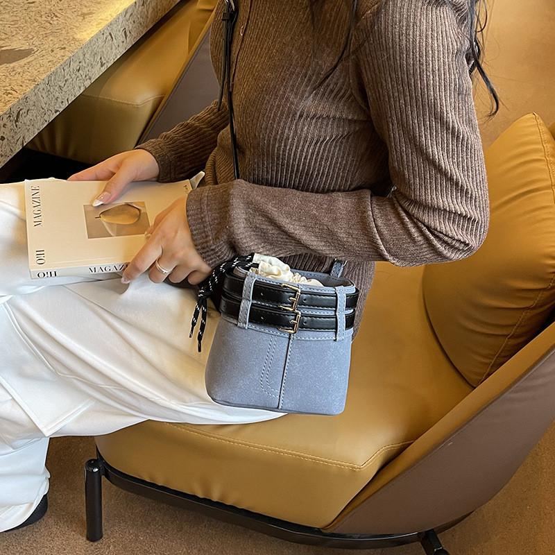 IELGY Hand-Carry Contrast Color Drawstring Bucket Bag Niche Retro Fashion One-Shoulder Messenger