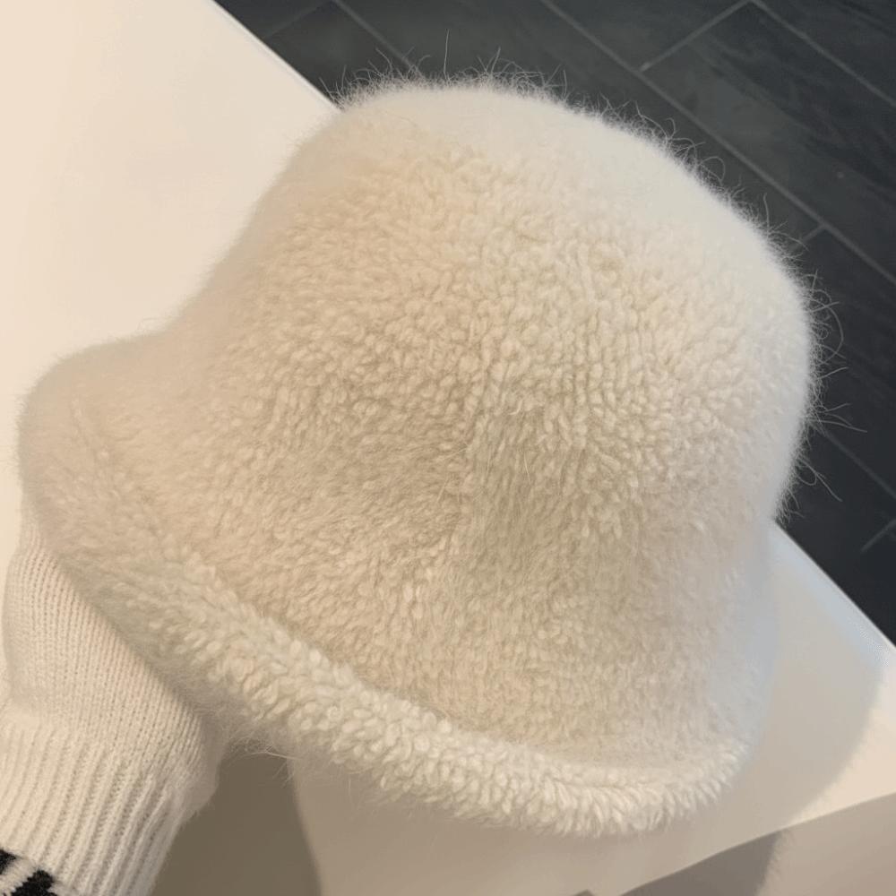 Polyester Warm Winter Bucket Hat Rabbit Fur Blend Rolled Brim Hat Fuzzy Fisherman Hat Cold Weather