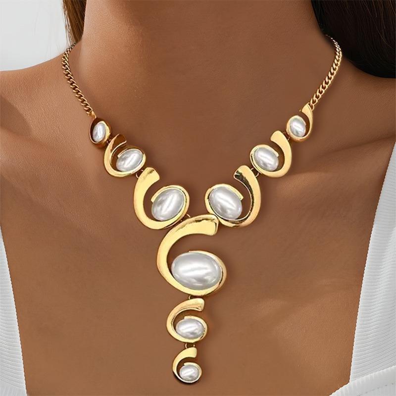 New Hot-selling Personalized Fashion Exaggerated Trend Necklace Earrings Combination, Jewelry Set