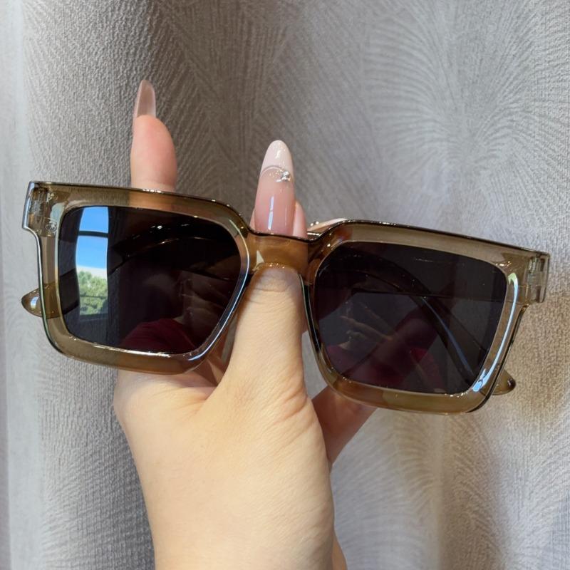 Classic Retro Square Men Sunglasses FashionOutdoor Women's Sunshade Sun Glasses Small Frame Anti Glare Eyewear UV400 Glasses