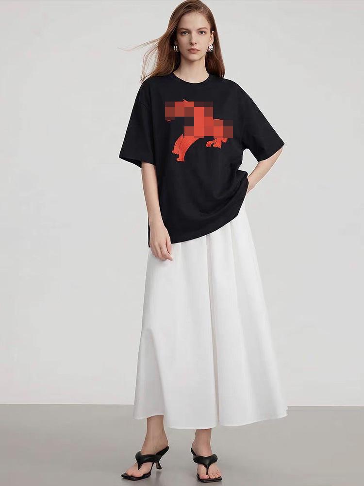 Si Yuan Women's Zodiac Horse Print Loose Fit T-Shirt - Simple Line Drawing, Short Sleeve, Round Neck, 2026 Edition