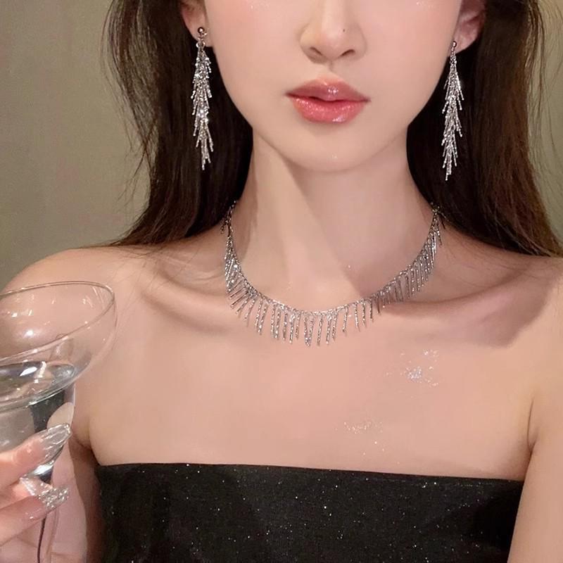 Retro Floral Tassel Earrings - High-End Luxury Fashion for Women