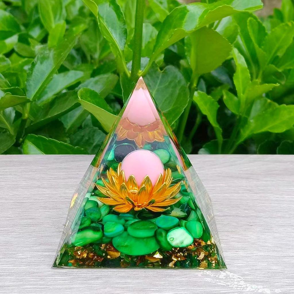 Crystal Stone Pyramid Resin Decor: Home, Office, Car Ornaments