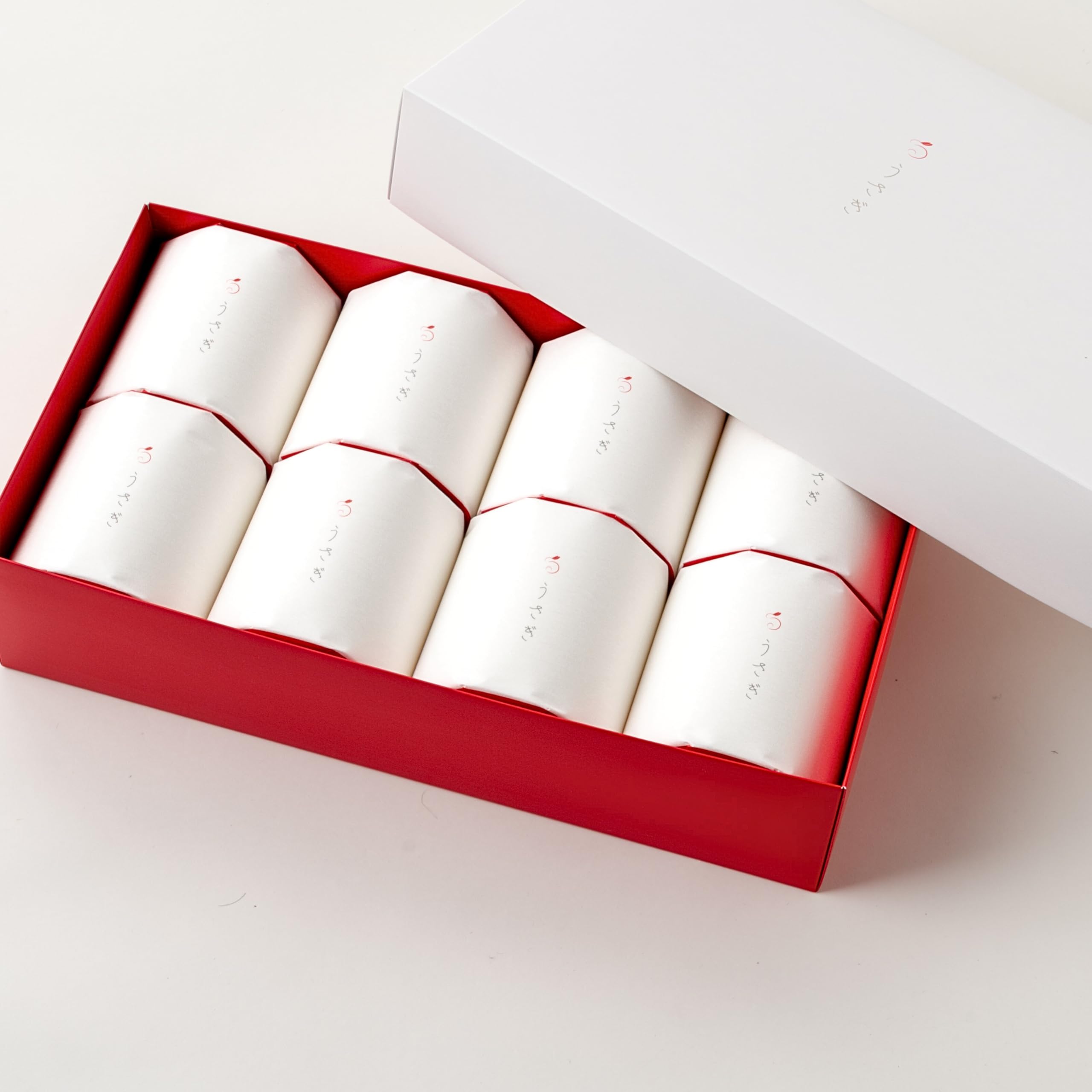 

дизайн кролика в презентационной туалетной бумаге, высоко оцененный премией Gift Award. Идеально подходит для торжеств и 8-рулонная коробка. Высококачественная бумага, знаменитости.